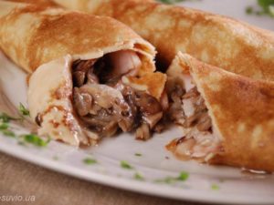 Crepes withv ham and mushrooms