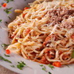 Спагеті з тунцем